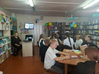 Папа на страницах книг