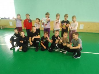 Спортивный праздник "Путешествие за секретами здоровья"